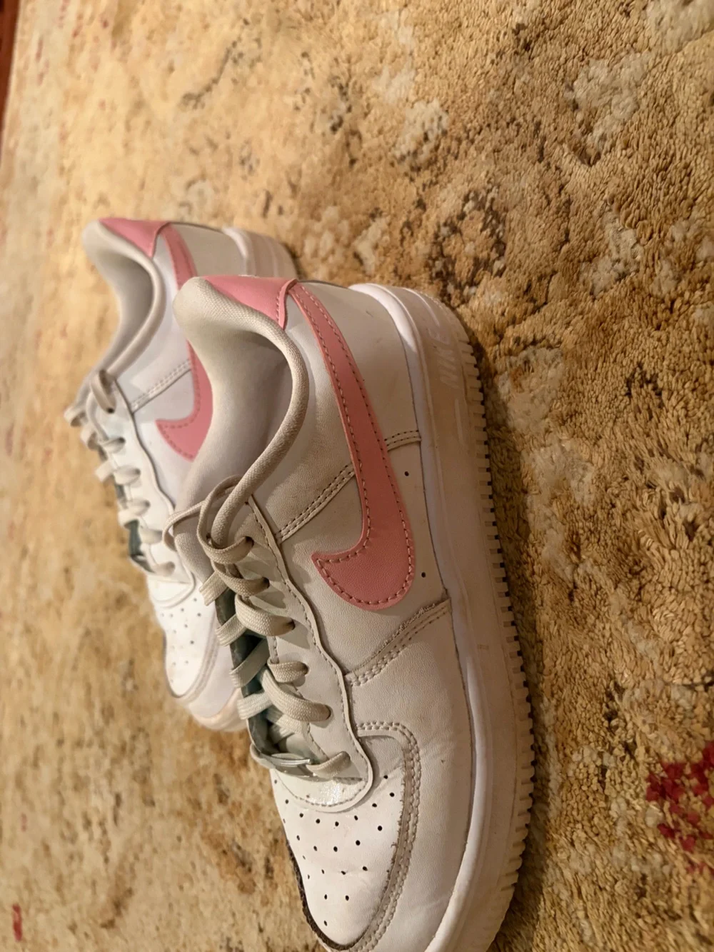 Nike Air Force 1 sneakers pink/white swoosh leather classic traditional